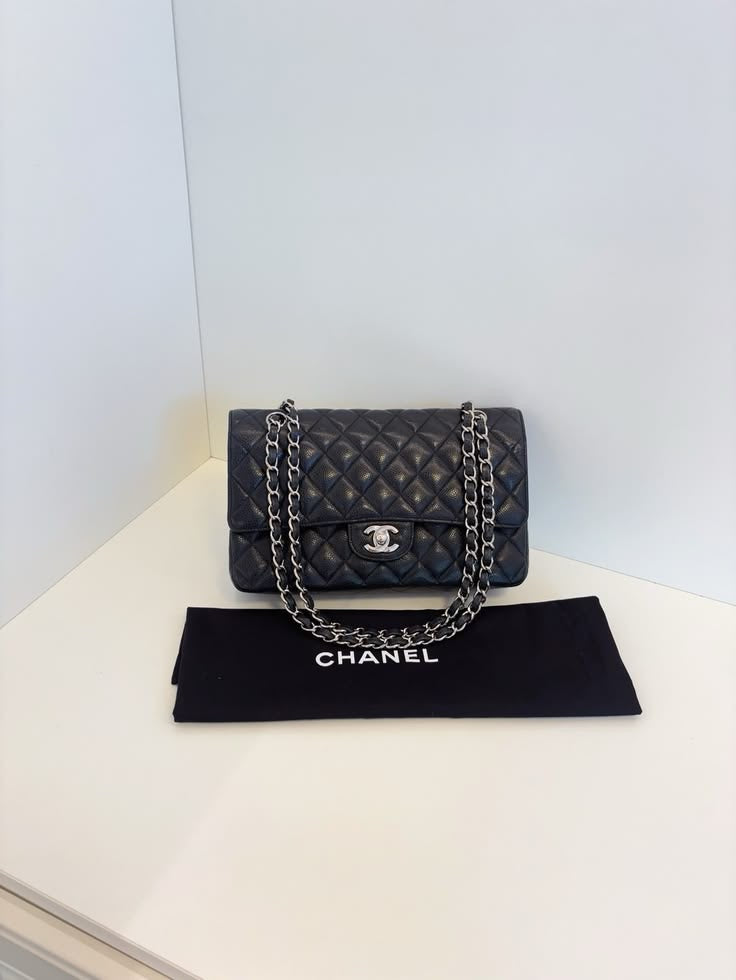 Classic Flap Shoulder Bag