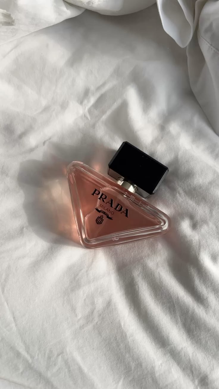 Prada Paradoxe