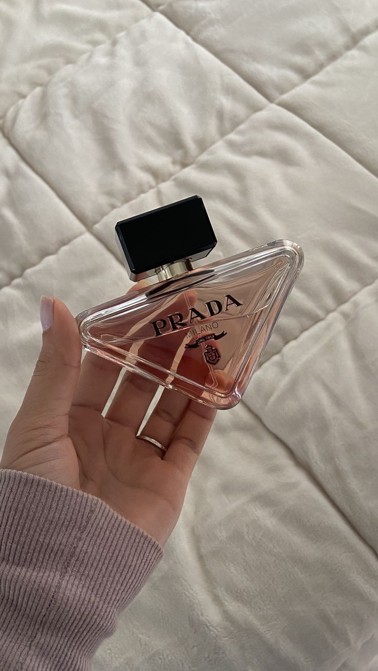 Prada Paradoxe