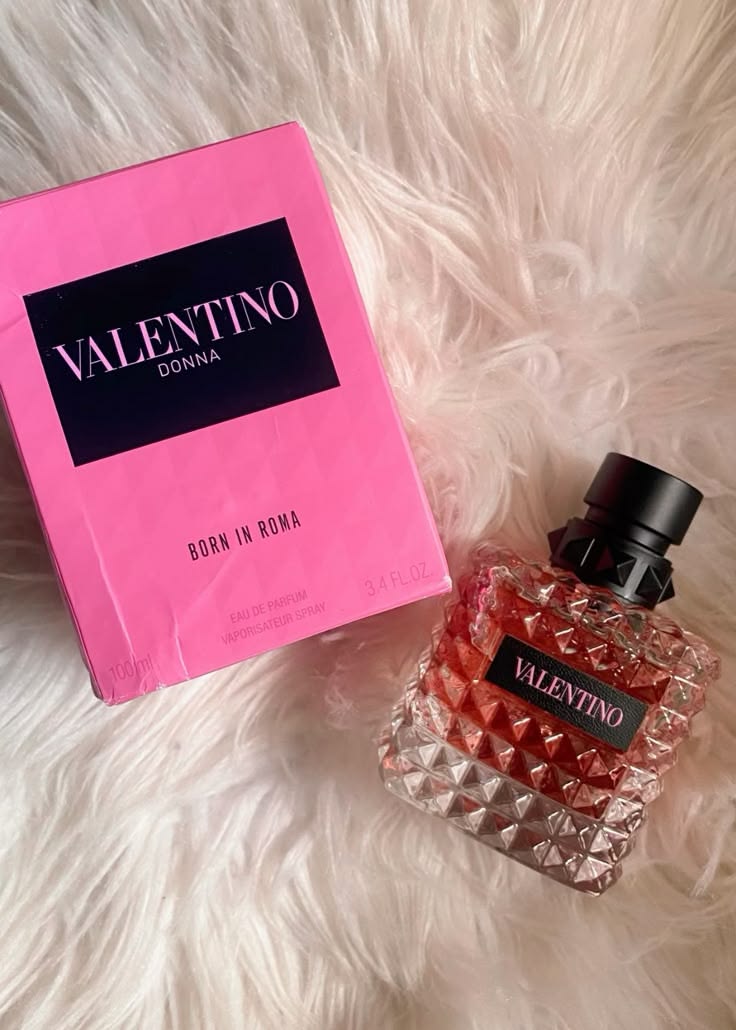 Valentino Donna Born in Roma